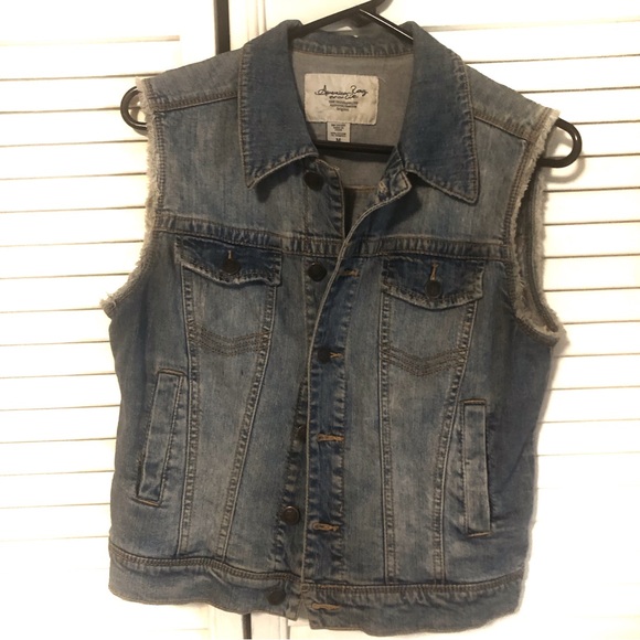 American Rag Cie Junior’s Frayed Denim Vest M - Picture 1 of 10